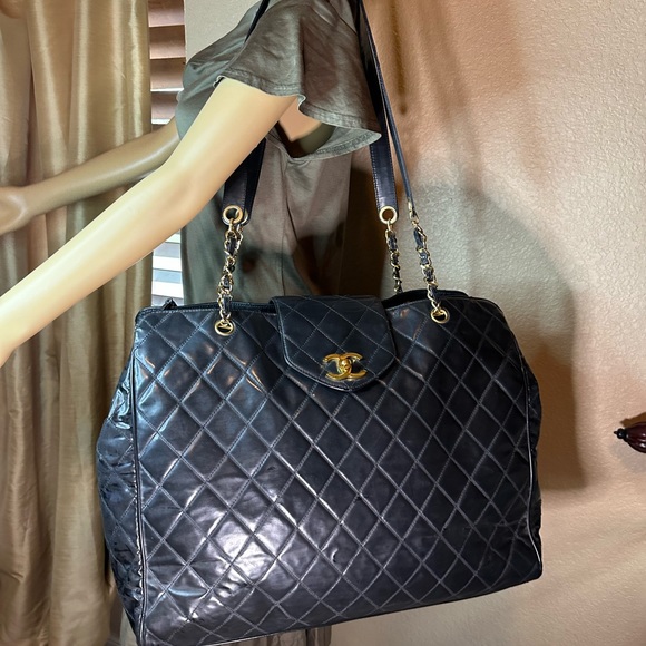 Chanel Vintage Supermodel weekender Tote - Picture 4 of 16